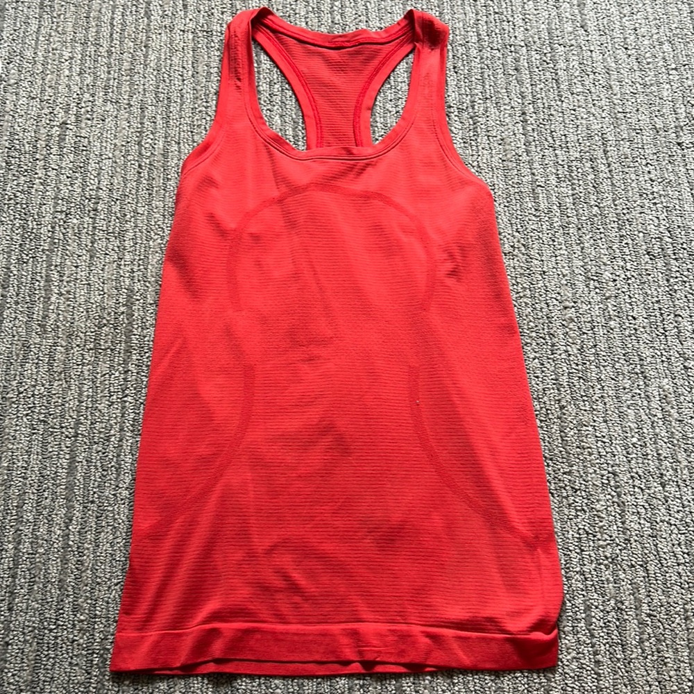 LULULEMON swiftly tech size 2